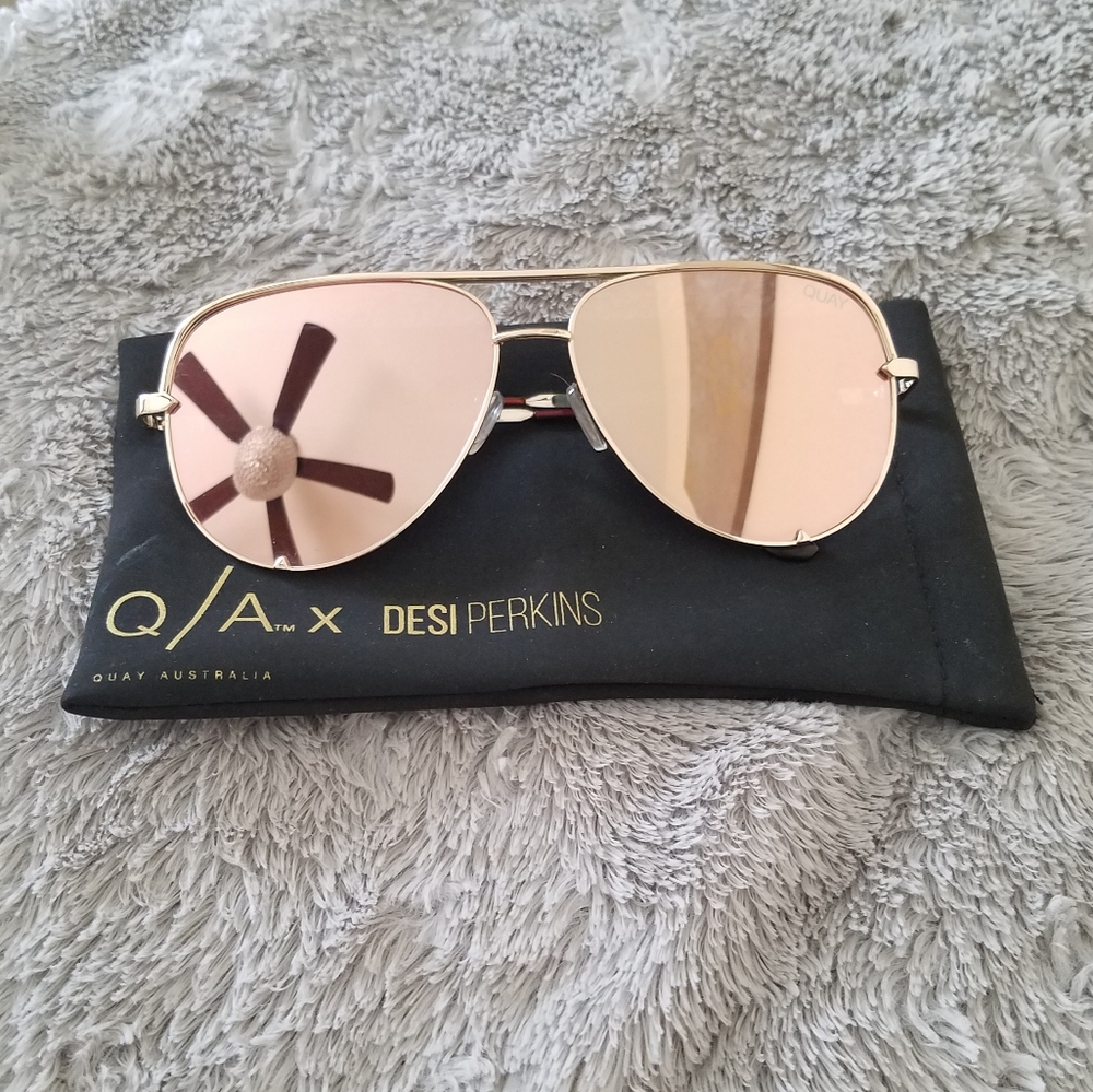 Quay Australia x Desi Perkins High Key Sunglesses